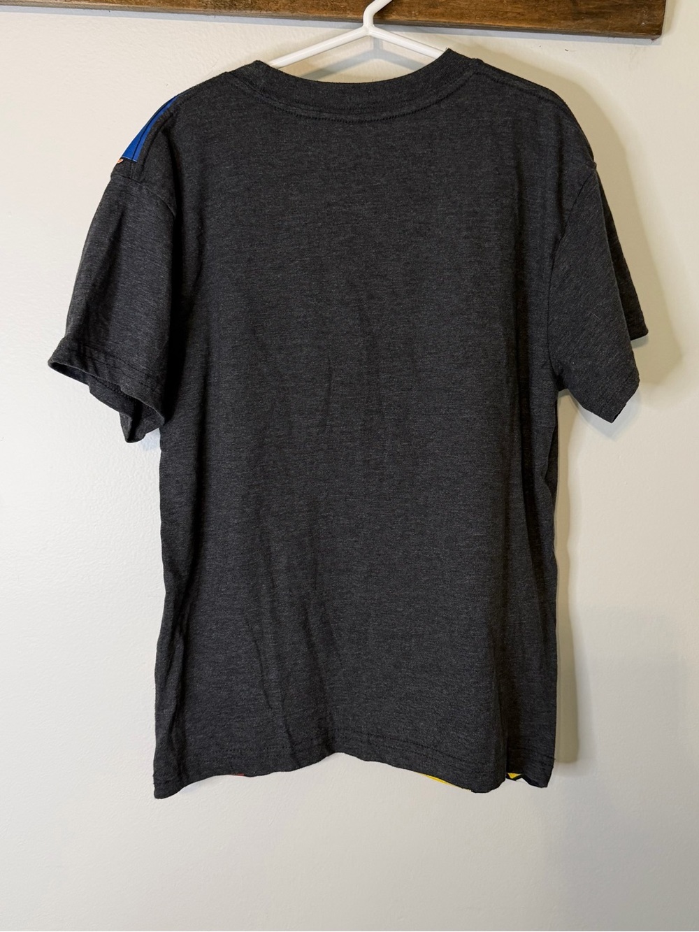 Disney Mickey Goofy Donald Pluto Girls Boys Size 8 Gray All Over Graphic Tee - Picture 2 of 5